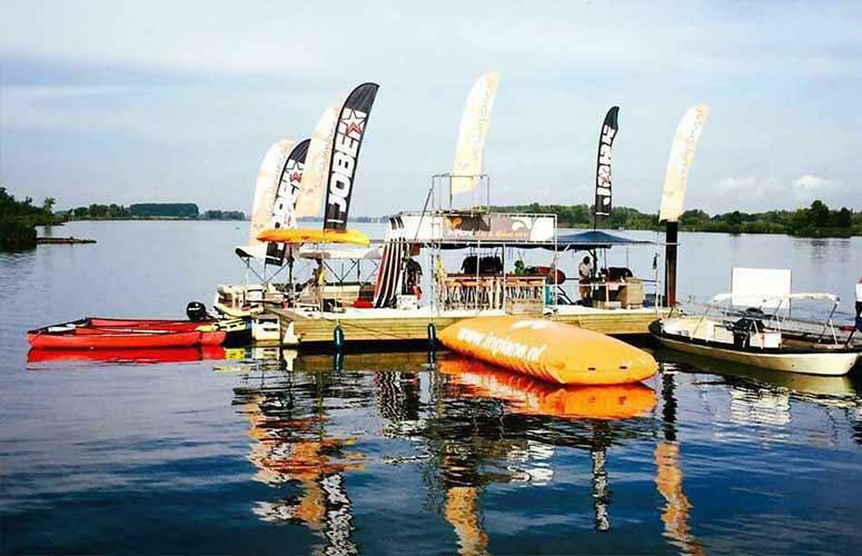 FLY- OF WAKEBOARDEN