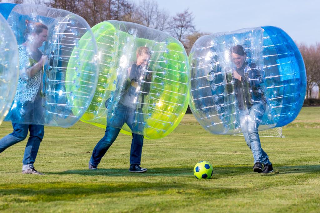 Vrijgezellenfeest ideeën: Bubble Ball